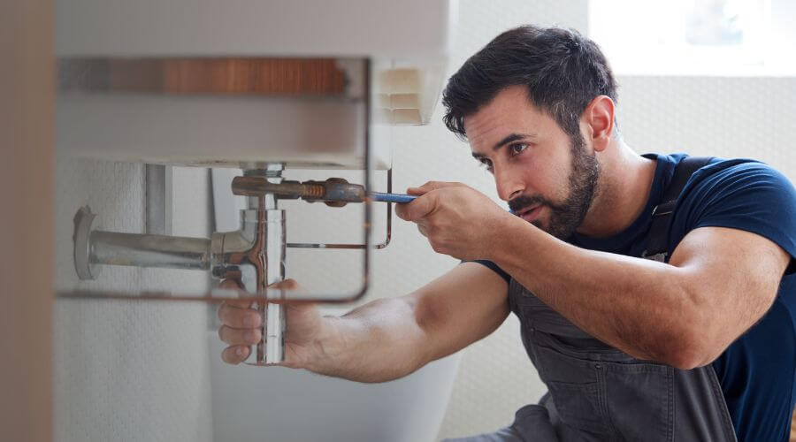 Professional water heater installation services in Kemp, TX